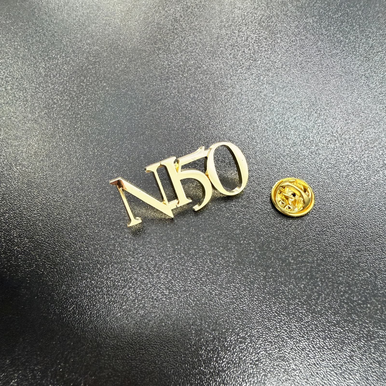 Logo-broche van zinklegering (5/5)